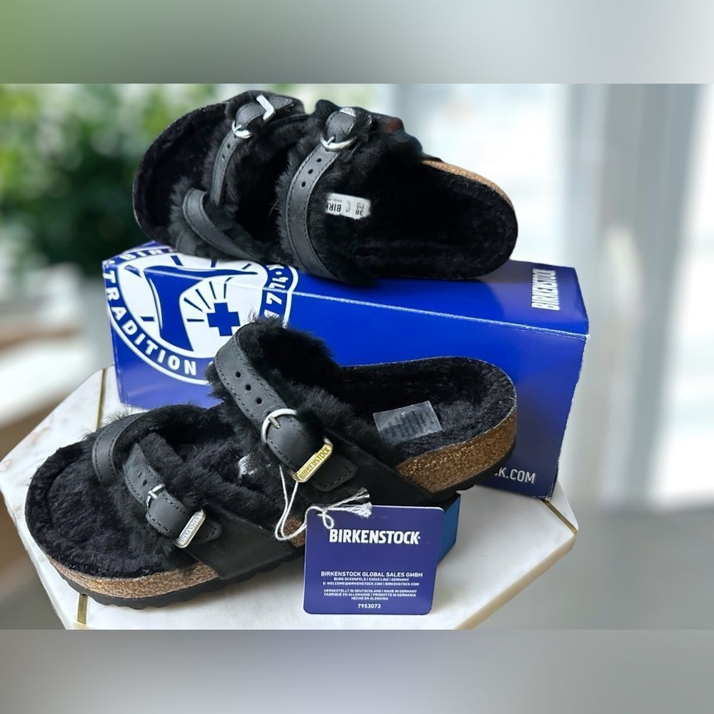 Birkenstock Mayari Shearling Oiled Leather Sandals Size 38 - Picture 2 of 16